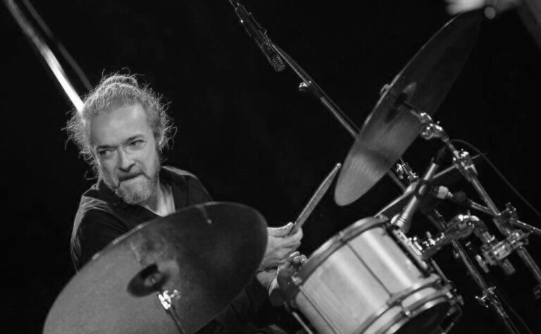 Rodolfo Cervetto, percussioni e batteria